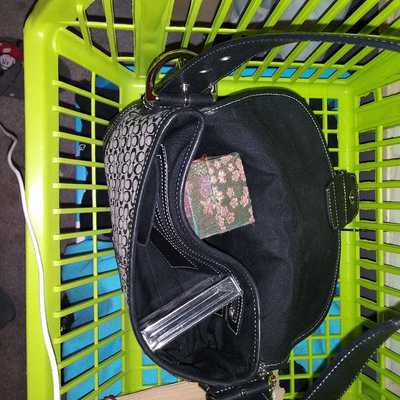 Purse over the shoulder - Picture 2 of 5